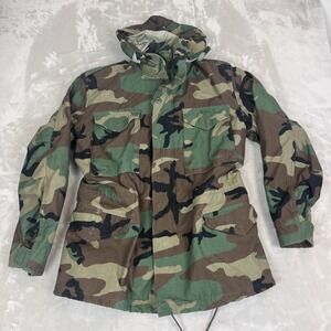 US Army Cold Weather Camo Field Coat Size Small Reg Military 8415-01-099-7831